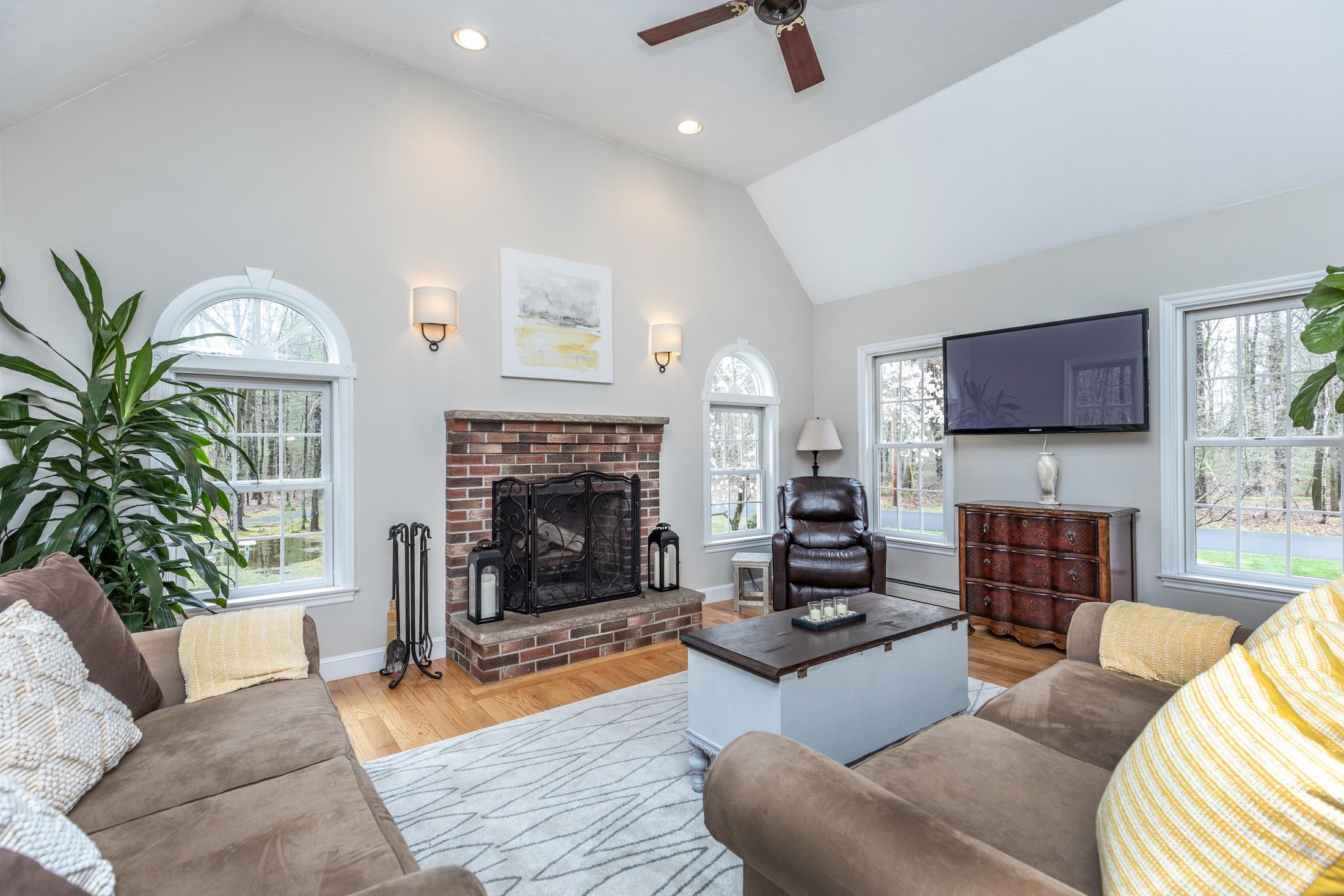 2 Windmill Lane Atkinson, NH 03811 - Photo 8 of 33