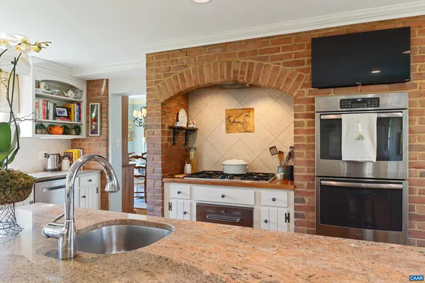 $1,595,000 | 5614 Hot Springs Road, Hot Springs, VA 24445