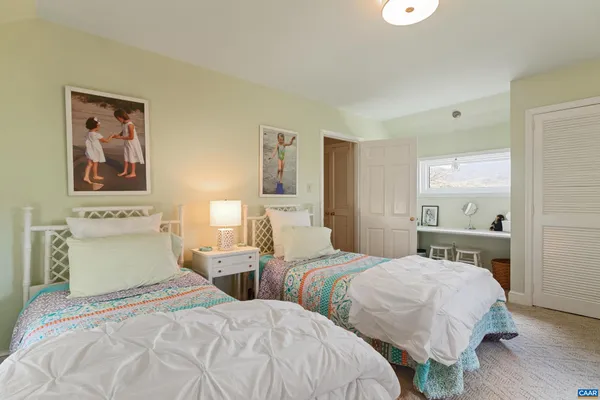 $1,595,000 | 5614 Hot Springs Road, Hot Springs, VA 24445