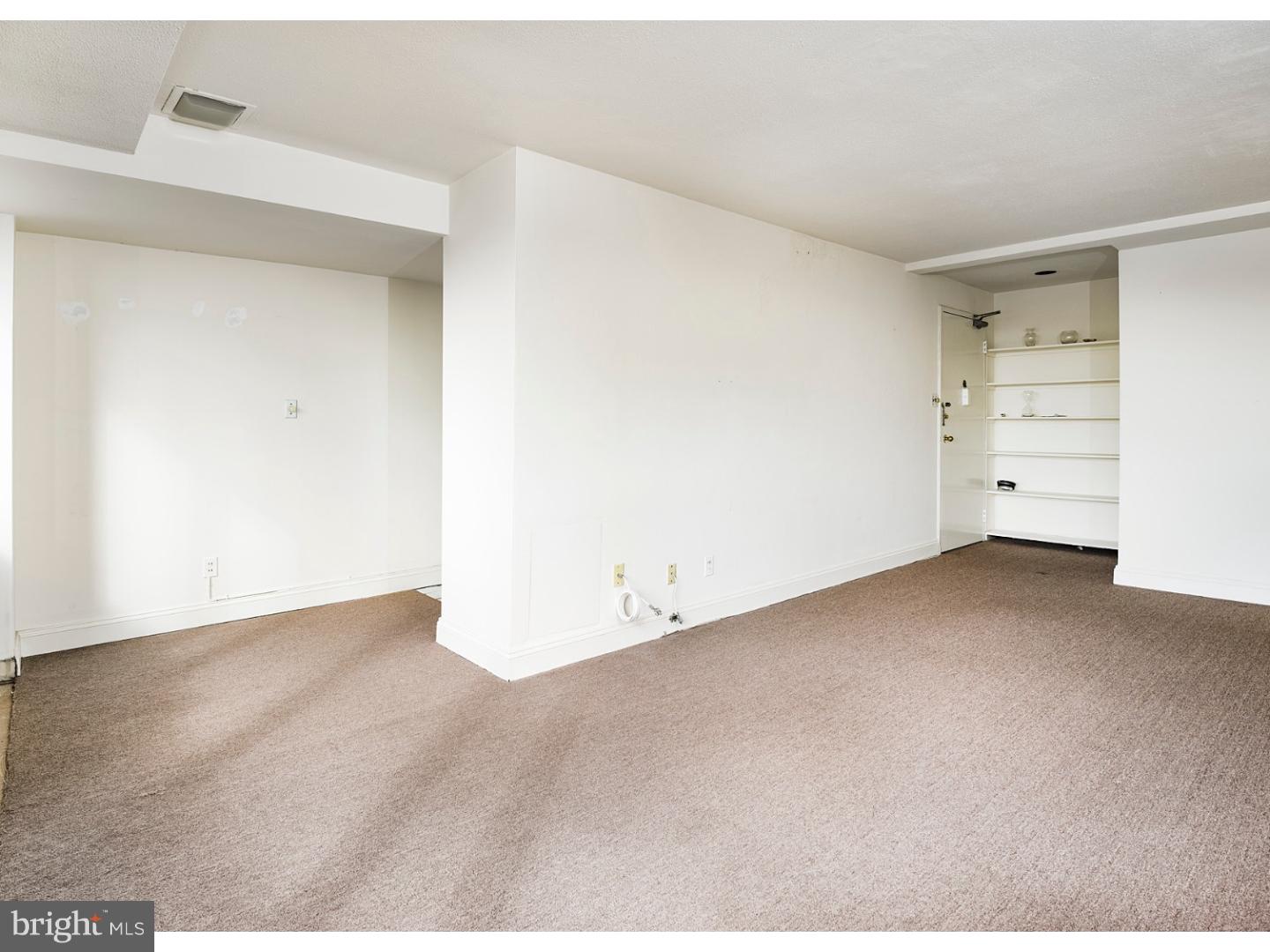 1810 Rittenhouse Square, Unit 811 Philadelphia, PA 19103 - Photo 3 of 17