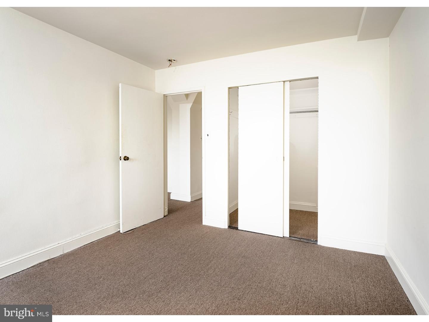 1810 Rittenhouse Square, Unit 811 Philadelphia, PA 19103 - Photo 8 of 17