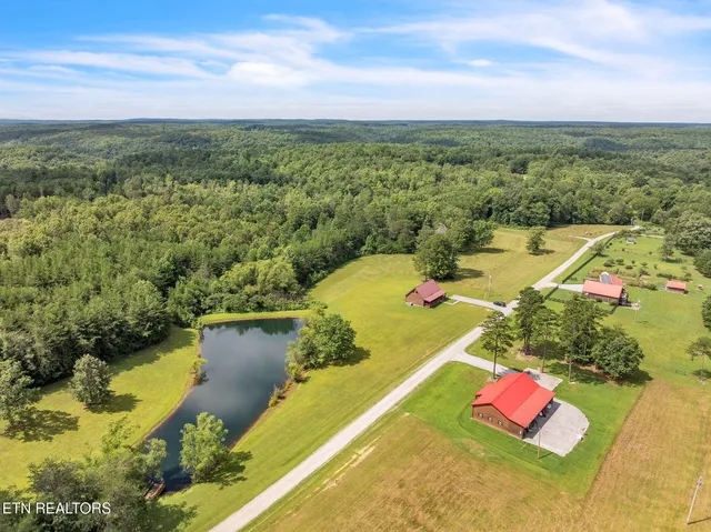$325,000 | 319 Four Mile Creek Road, Deer Lodge, TN 37726