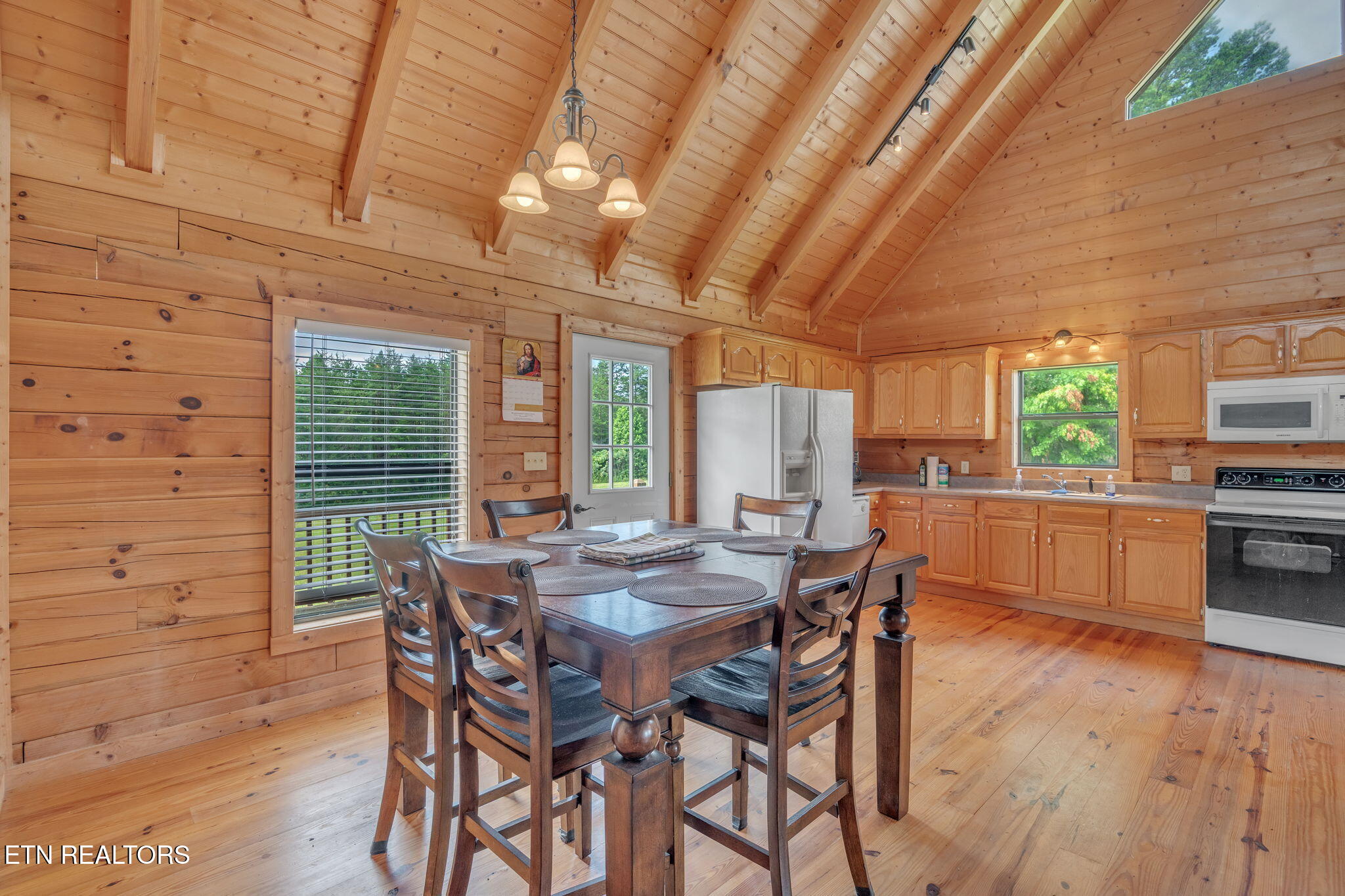 319 Four Mile Creek Road Deer Lodge, TN 37726 - Photo 19 of 44 19-web-or-mls-Four Mile Creek-3163