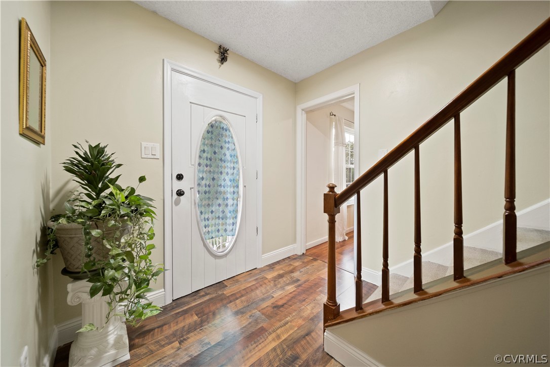 118 Marbleridge Road Chesterfield, VA 23236 - Photo 5 of 37 Gallery Image 5