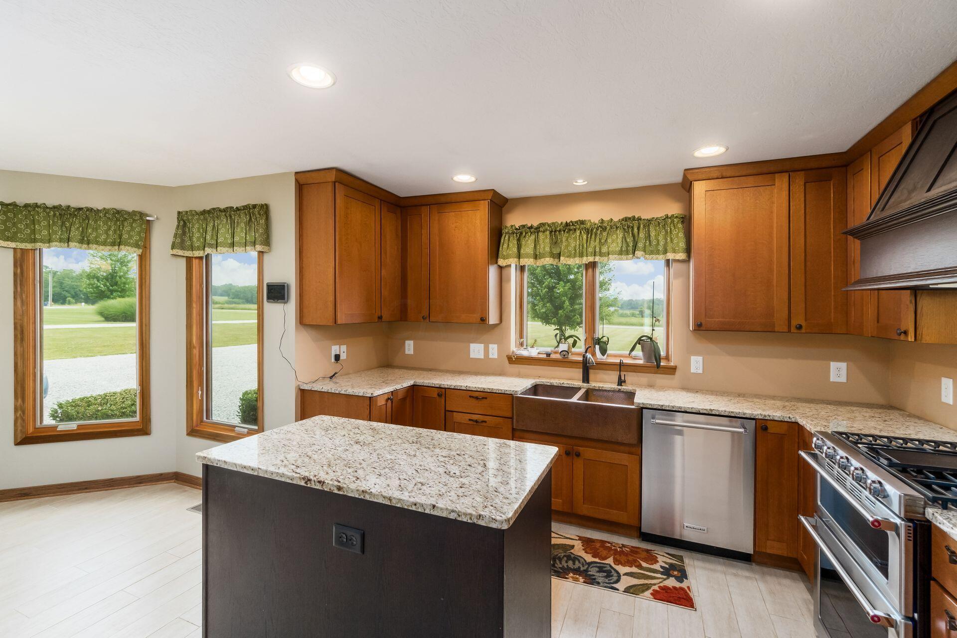 4465 Deeds Road Southwest Pataskala, OH 43062 - Photo 19 of 69 Kitchen
