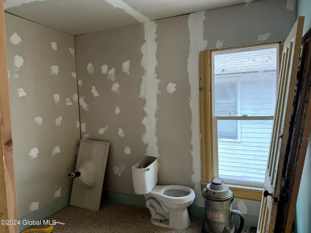 $74,900 | 112 Mason Street, Johnstown, NY 12095