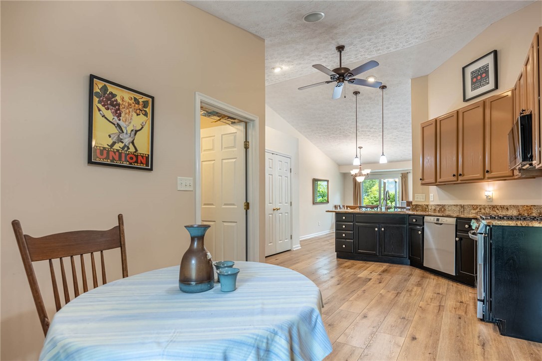 155 Keevers Point Springboro, OH 45066 - Photo 14 of 59