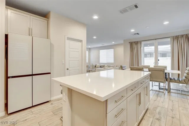 $455,000 | 6342 Selston Drive, North Las Vegas, NV 89081