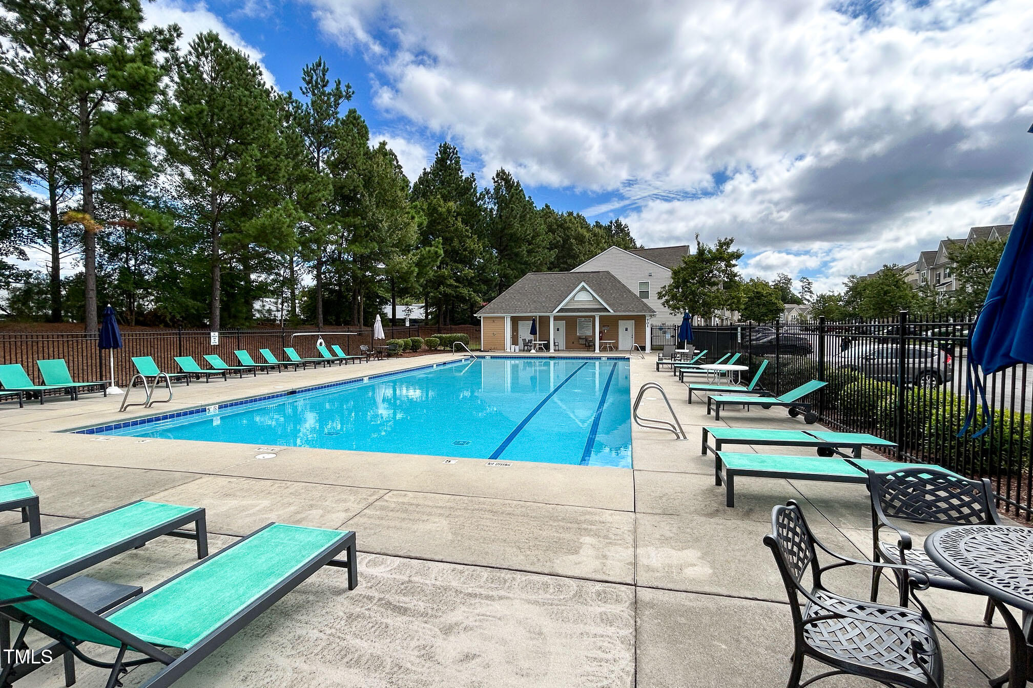 206 Roundhouse Lane Morrisville, NC 27560 - Photo 41 of 42 a view of a chairs and table in the patio