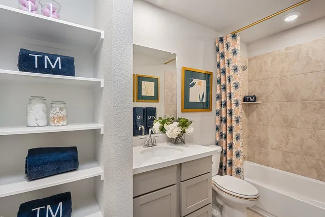 $333,990 | 5921 Jennifer Pasture Path, Del Valle, TX 78617