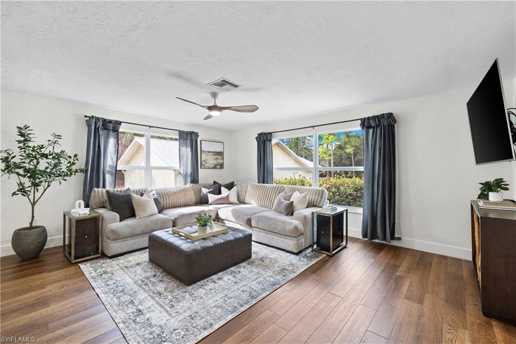 2720 68th Street Southwest Naples, FL 34105 - Photo 11 of 46