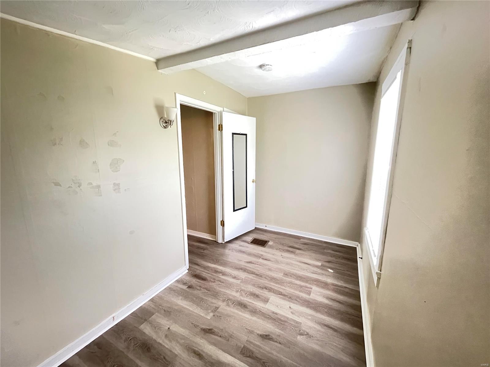 2821 Old Hanley Road St. Louis, MO 63114 - Photo 9 of 11 Gallery Image 9