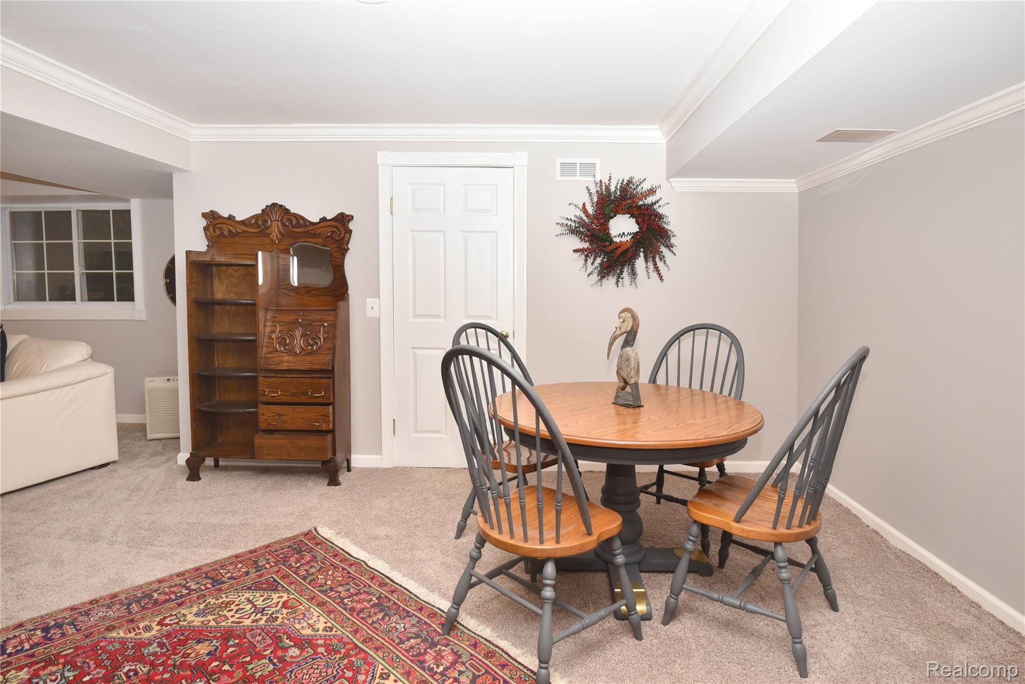 1635 Huntington Park, Unit A Rochester, MI 48309 - Photo 29 of 41 And Enough Room for an Extra Dining Space or Game Table ...