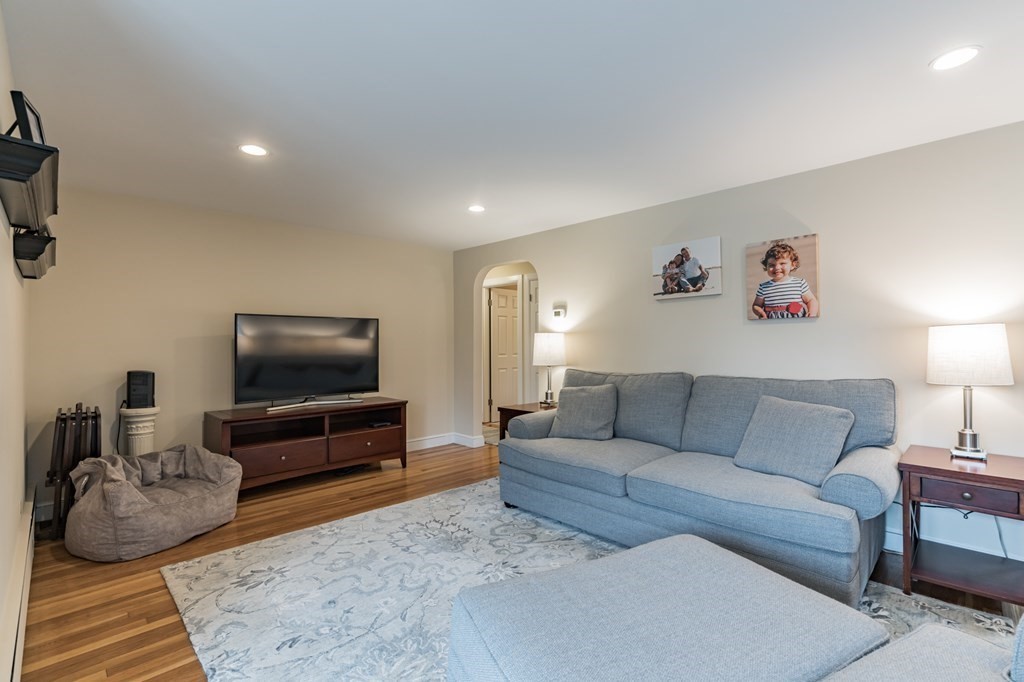 8 Laurent Road Salem, MA 01970 - Photo 4 of 40 Gallery Image 4