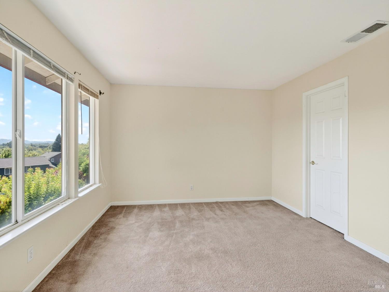 5794 Owl Hill Avenue Santa Rosa, CA 95409 - Photo 28 of 56 wooden floor in an empty room with a window
