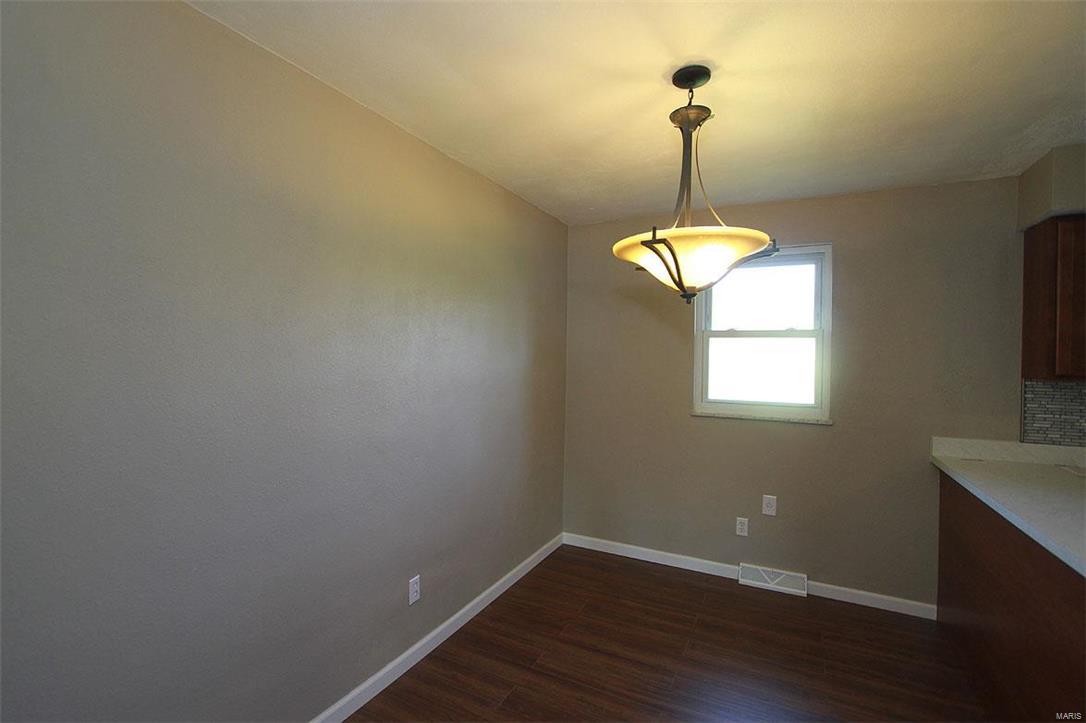 329 Pleasant Ridge Road Fairview Heights, IL 62208 - Photo 9 of 45 Gallery Image 9