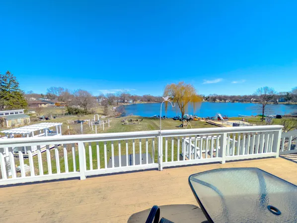 $474,000 | 1065 Shoreline Road, Crown Point, IN 46307