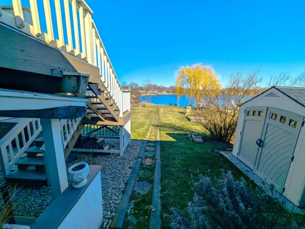 $474,000 | 1065 Shoreline Road, Crown Point, IN 46307