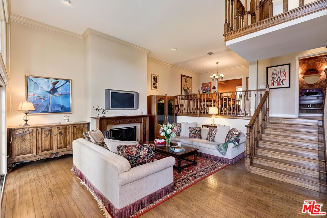 2311 Roscomare Road, Unit 18 Los Angeles, CA 90077 - Photo 13 of 50