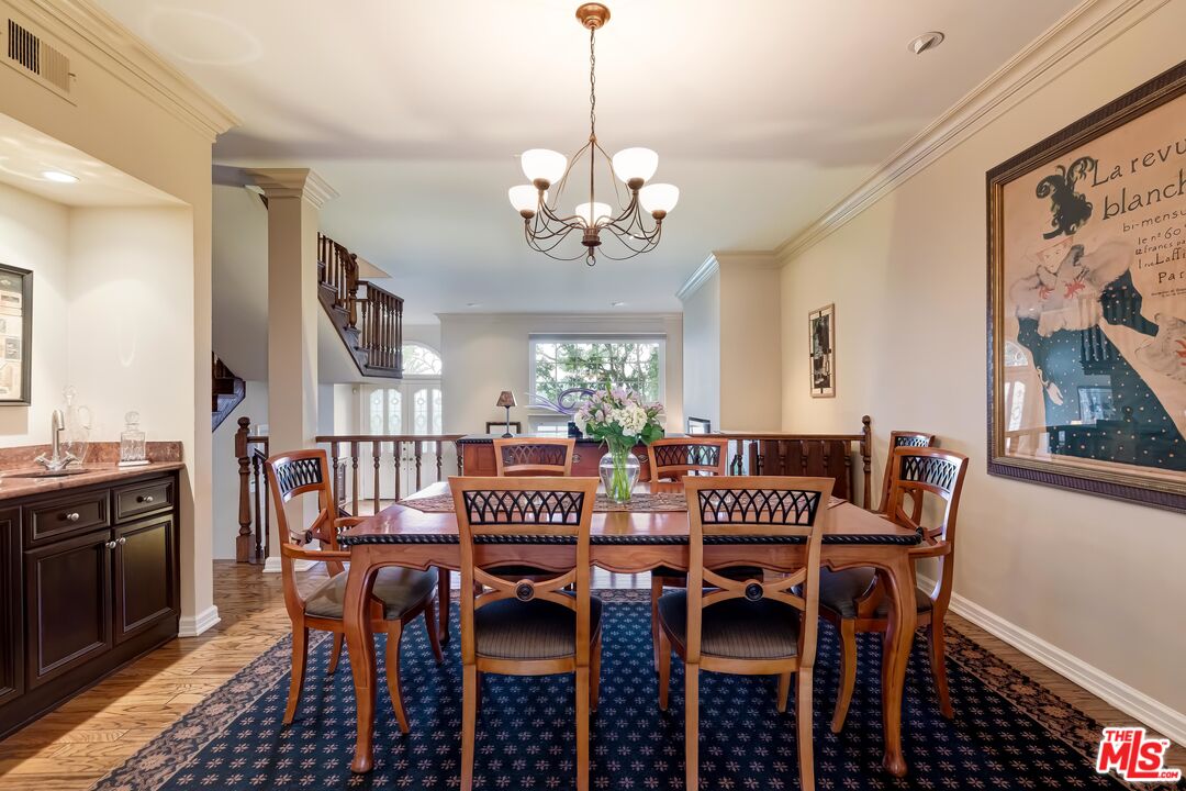 2311 Roscomare Road, Unit 18 Los Angeles, CA 90077 - Photo 17 of 50