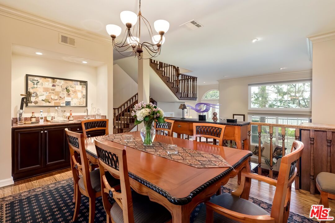 2311 Roscomare Road, Unit 18 Los Angeles, CA 90077 - Photo 18 of 50