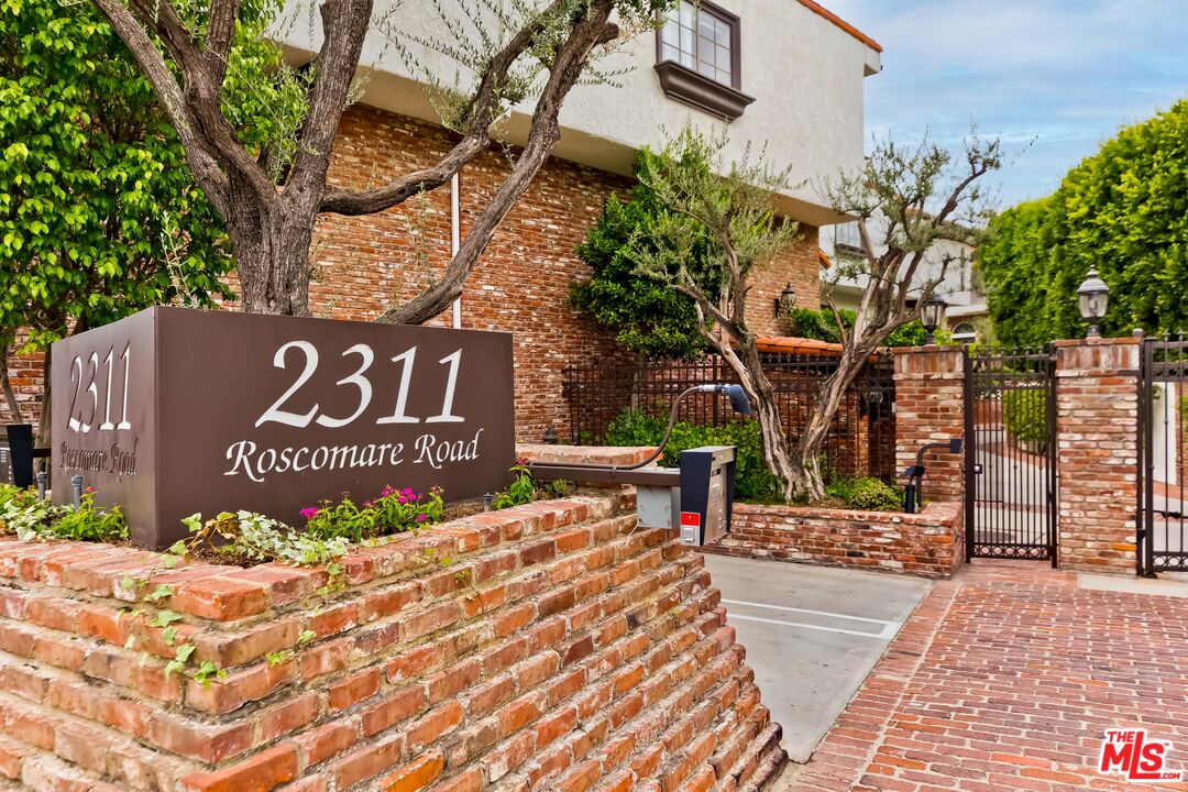 2311 Roscomare Road, Unit 18 Los Angeles, CA 90077 - Photo 3 of 50