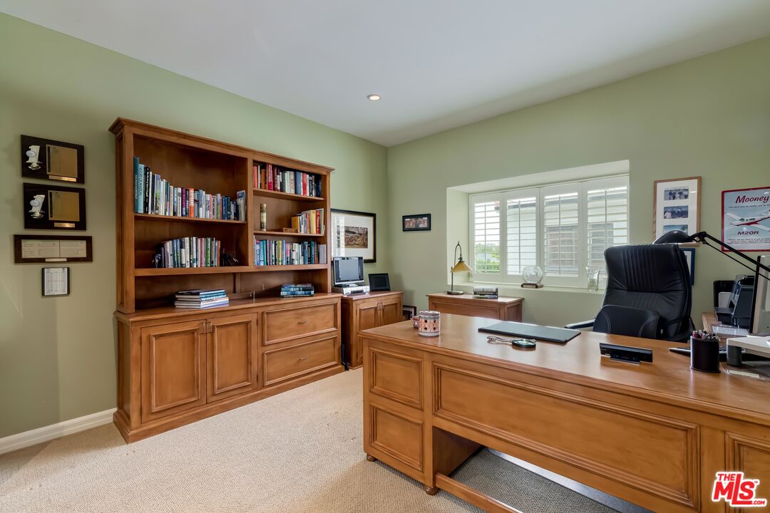2311 Roscomare Road, Unit 18 Los Angeles, CA 90077 - Photo 38 of 50