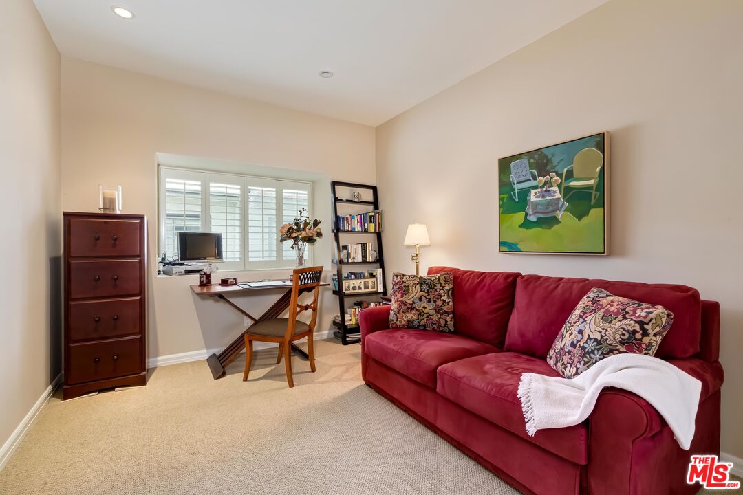 2311 Roscomare Road, Unit 18 Los Angeles, CA 90077 - Photo 40 of 50