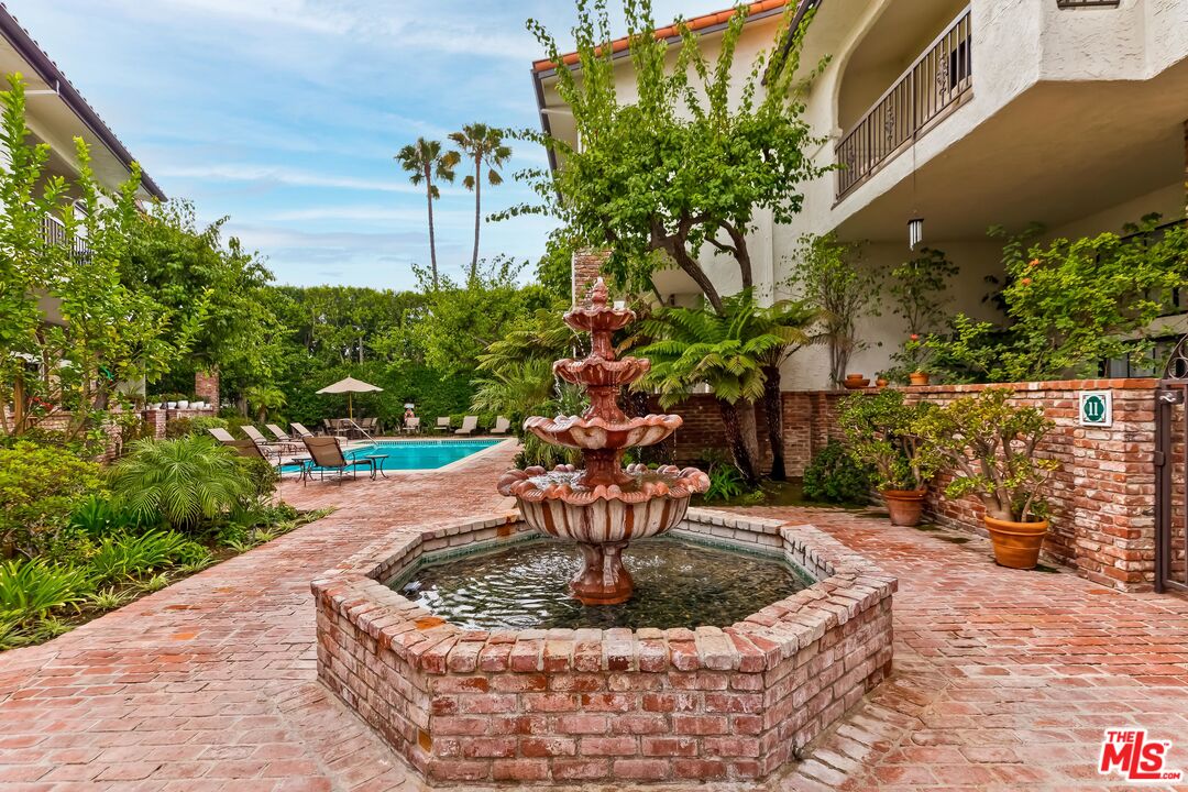 2311 Roscomare Road, Unit 18 Los Angeles, CA 90077 - Photo 42 of 50