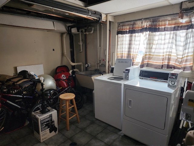 2939 South 13th Avenue, Unit 2N Broadview, IL 60155 - Photo 16 of 18 a room with storage and utility