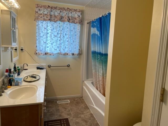 8565 North McKinley Road Flushing, MI 48433 - Photo 10 of 30 50075649-9.JPG