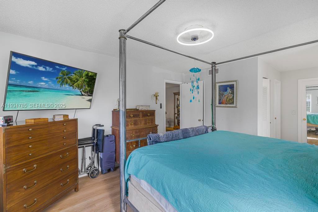 1541 Northwest 18th Avenue, Unit 101 Delray Beach, FL 33445 - Photo 16 of 33