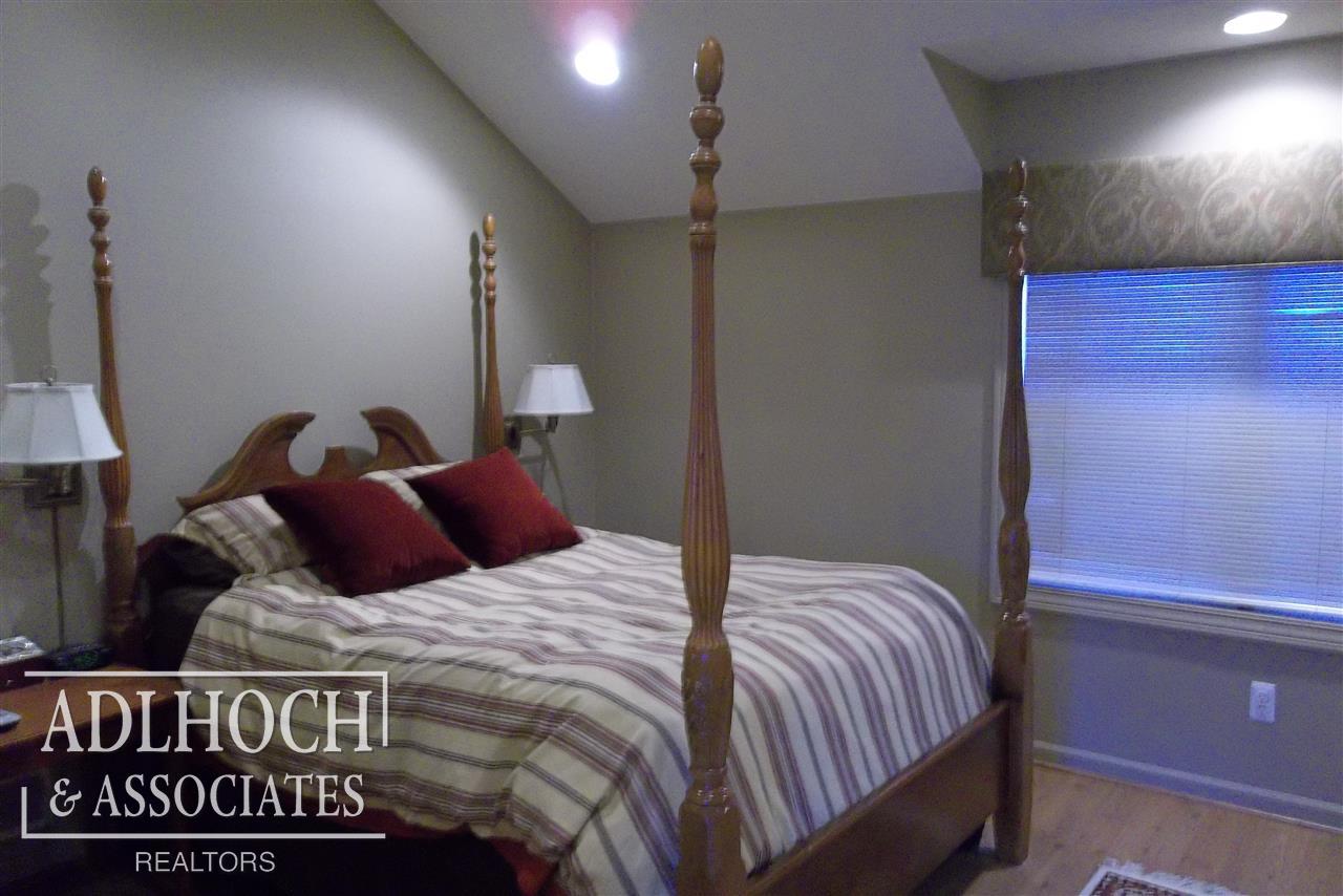 89 Muir Road Grosse Pointe Farms, MI 48236 - Photo 18 of 26