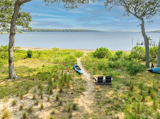 $195,000 | 47 L South Ferry Road, Shelter Island, NY 11964