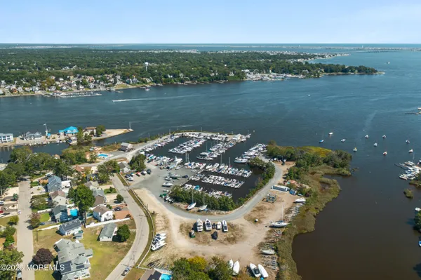 $589,000 | 315 Tudor Avenue, Pine Beach, NJ 08741