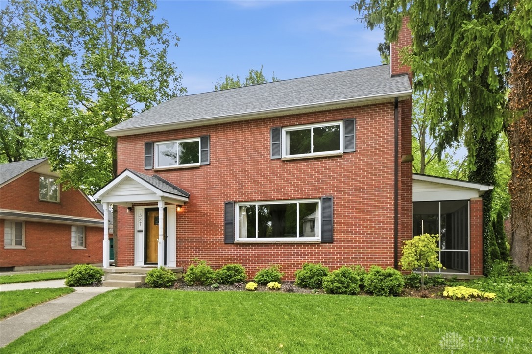 327 Ardmore Road Springfield, OH 45504 - Photo 4 of 58
