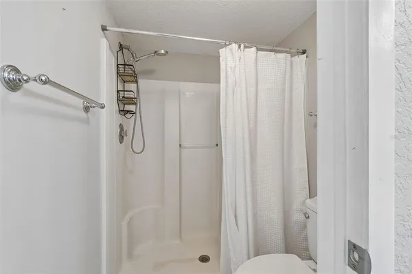 $2,250 | 900 Cove Cay Drive, Unit 5F, Clearwater, FL 33760