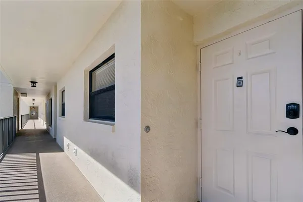 $2,250 | 900 Cove Cay Drive, Unit 5F, Clearwater, FL 33760