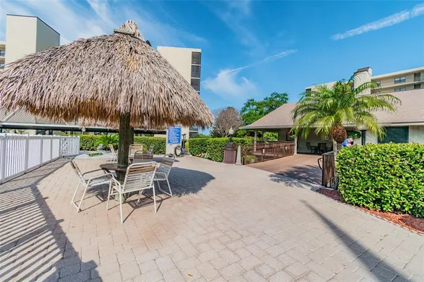 $2,250 | 900 Cove Cay Drive, Unit 5F, Clearwater, FL 33760