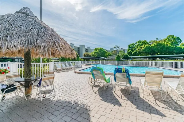 $2,250 | 900 Cove Cay Drive, Unit 5F, Clearwater, FL 33760