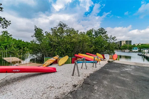 $2,250 | 900 Cove Cay Drive, Unit 5F, Clearwater, FL 33760