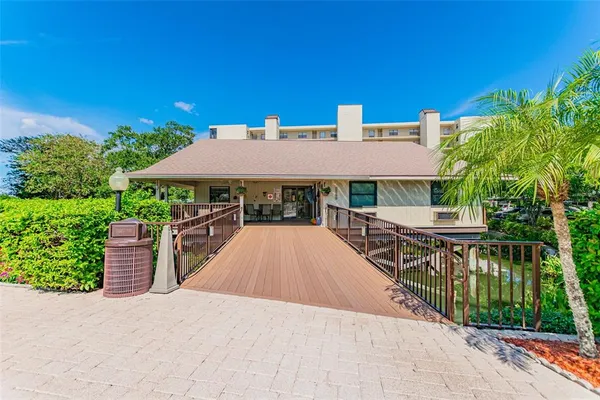 $2,250 | 900 Cove Cay Drive, Unit 5F, Clearwater, FL 33760