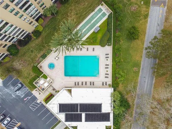 $2,250 | 900 Cove Cay Drive, Unit 5F, Clearwater, FL 33760