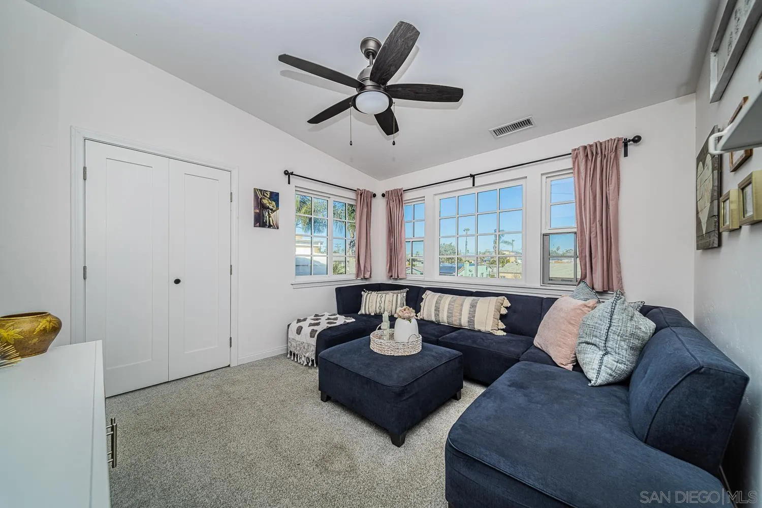 4965 Brighton Avenue Ocean Beach, CA 92107 - Photo 38 of 48 a living room with furniture and window