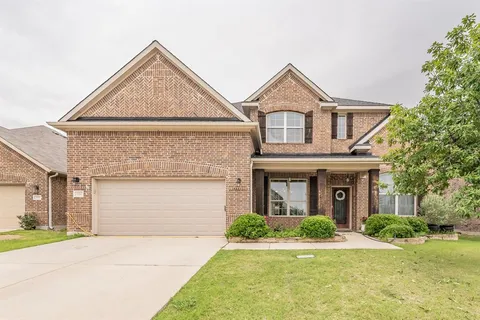 $530,000 | 1112 Mesa Crest Drive, Fort Worth, TX 76052