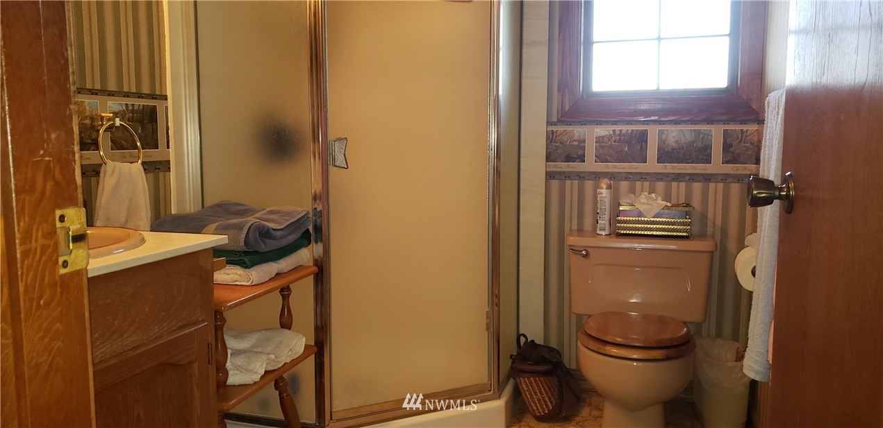 353 Gish Road Onalaska, WA 98570 - Photo 21 of 40 Gallery Image 21