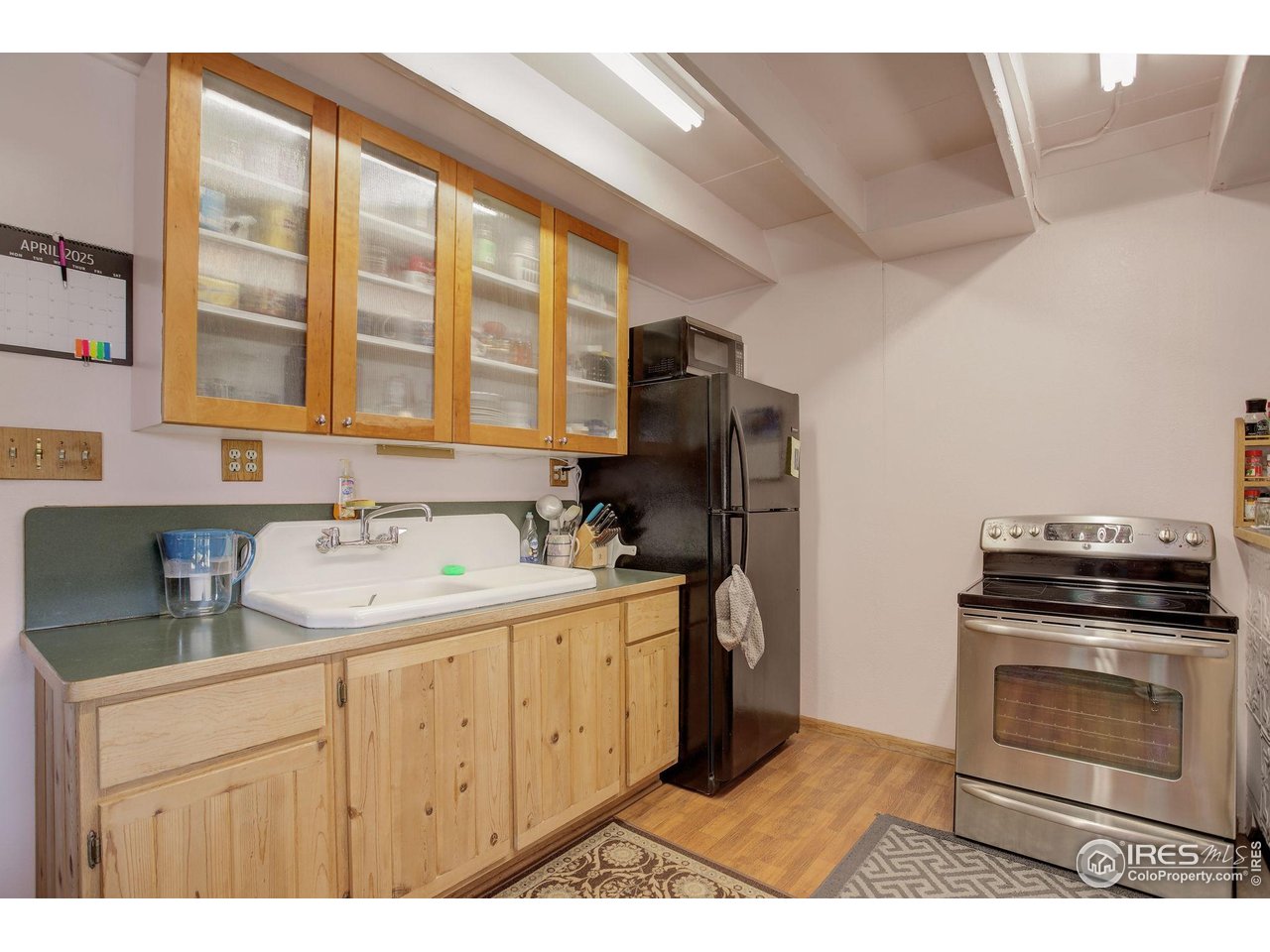 147 Cedar Drive Lyons, CO 80540 - Photo 14 of 37 All appliances are included.