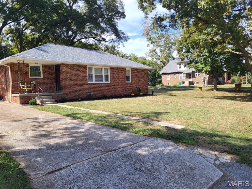 51 South Brockschmidt Road Venedy, IL 62214 - Photo 1 of 35