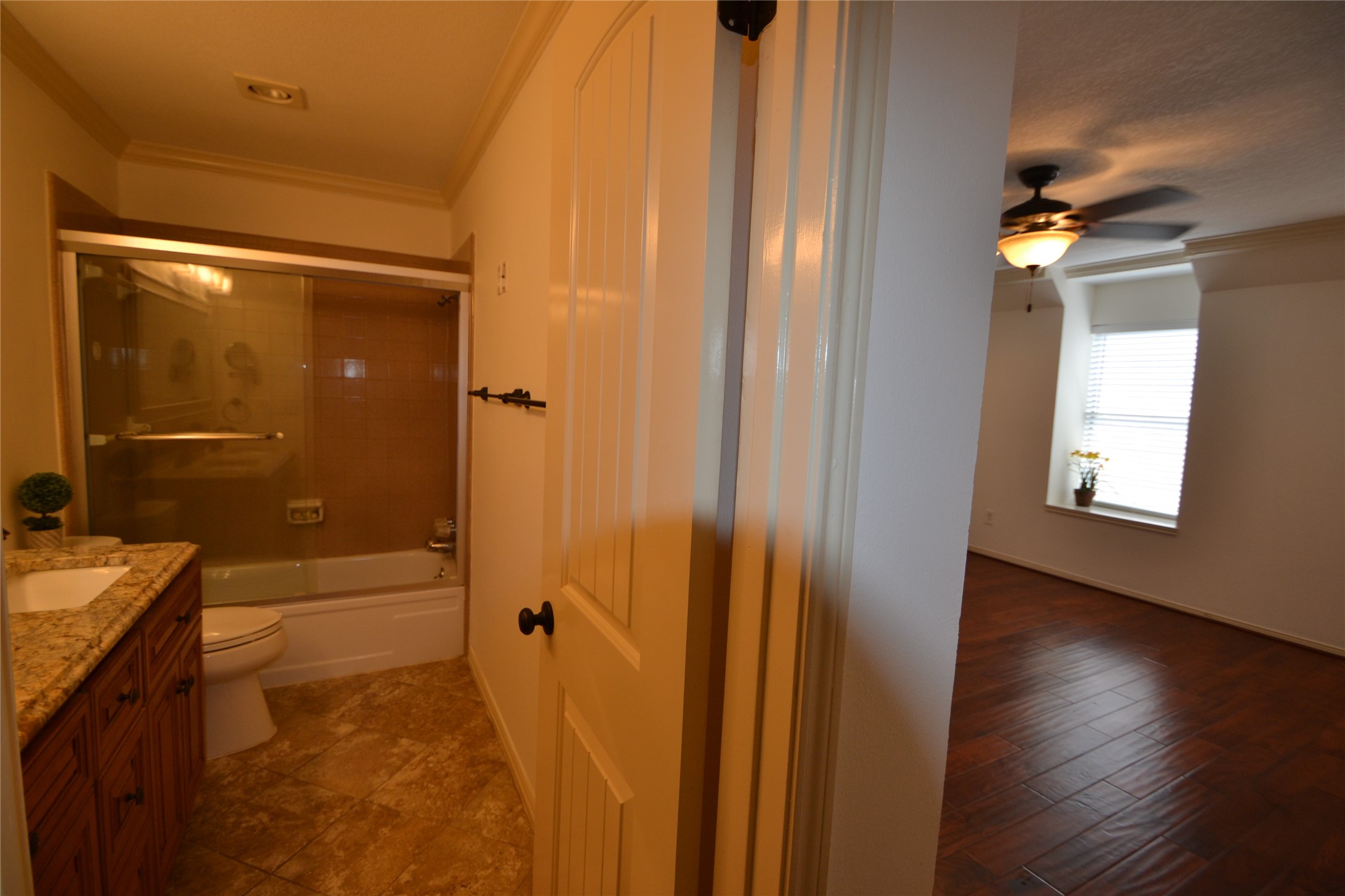 830 Threadneedle Street, Unit 235 Houston, TX 77079 - Photo 42 of 50 Gallery Image 42