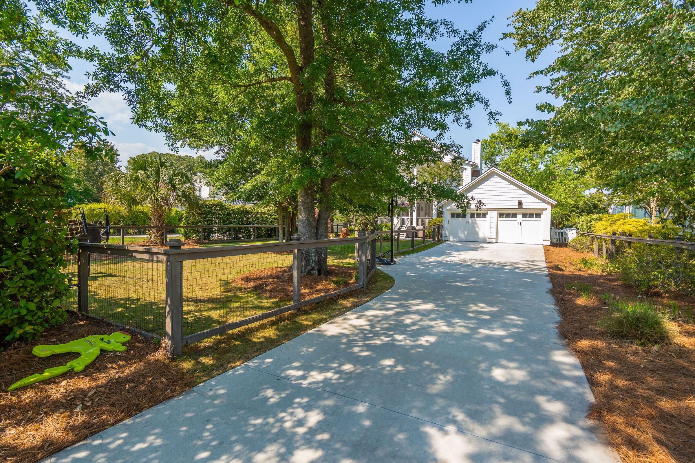 600 Galera Lane Mount Pleasant, SC 29464 - Photo 116 of 118 Garage